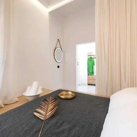 Alia Apartment